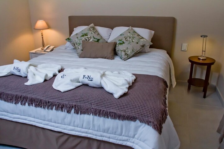 Room 5 of 27