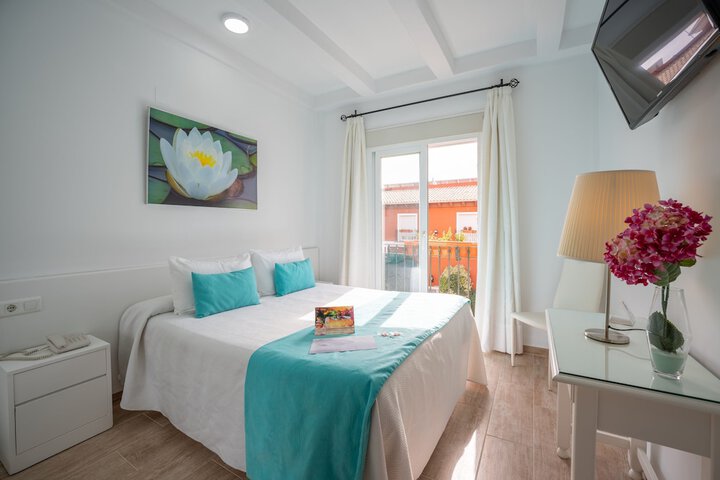 Room 15 of 64
