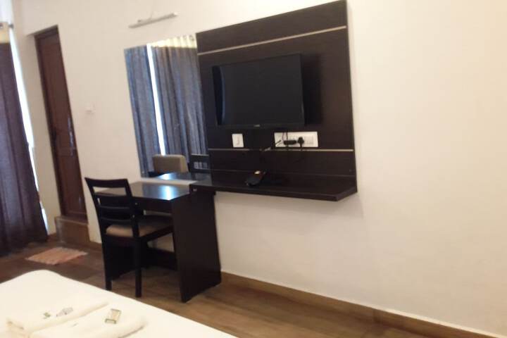 Room 11 of 55