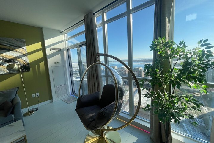 Room 4 of 37