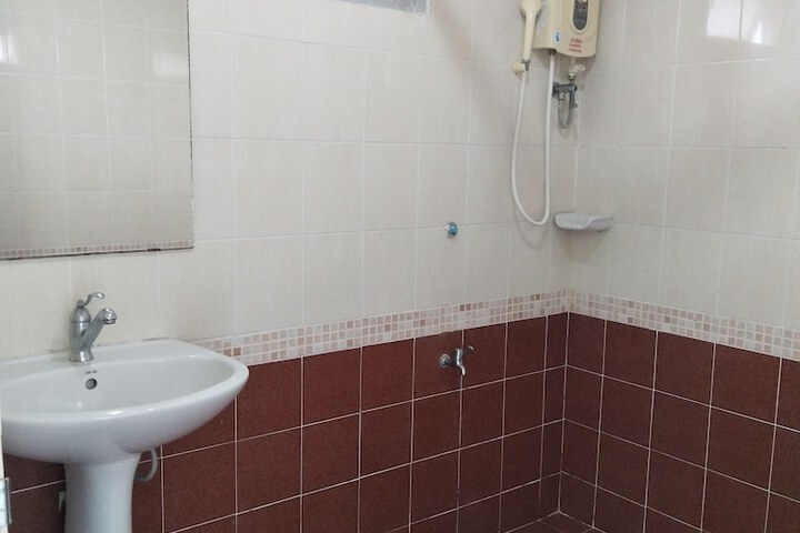 Room 14 of 14
