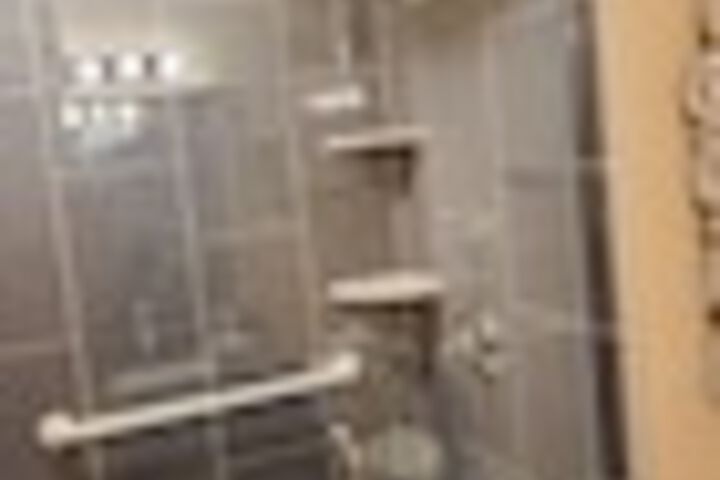 Room 203 of 279