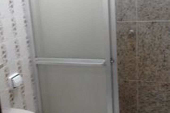Room 5 of 26