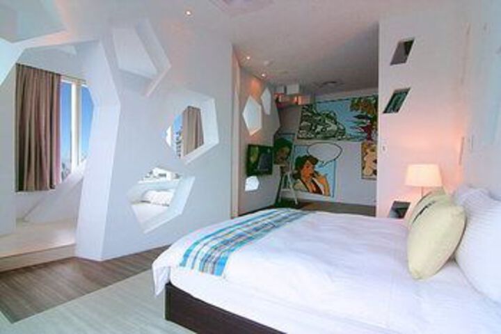 Room 47 of 52