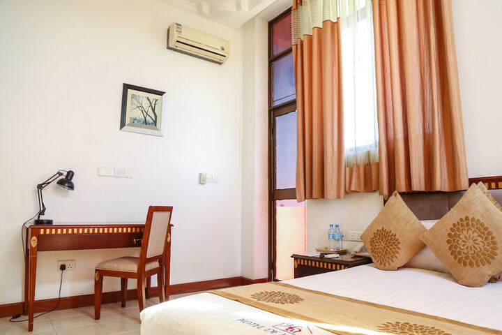 Room 19 of 45