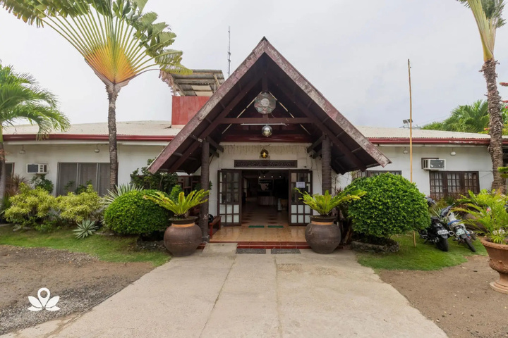 Zen Rooms Jjs Seafood Tagbilaran