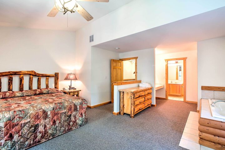 Room 5 of 24