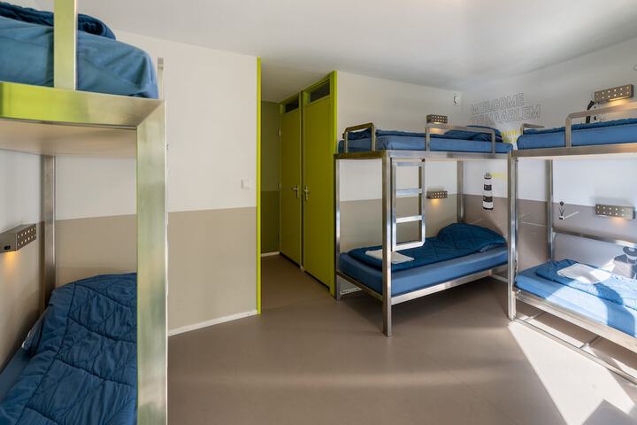 Room 10 of 36