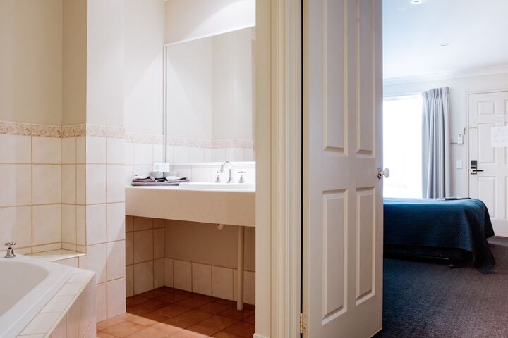 Room 47 of 52