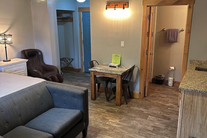 Room 5 of 50