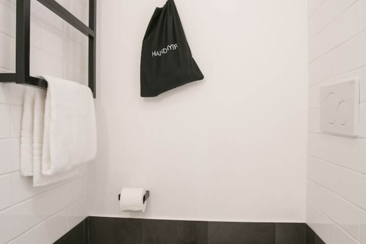 Room 49 of 134