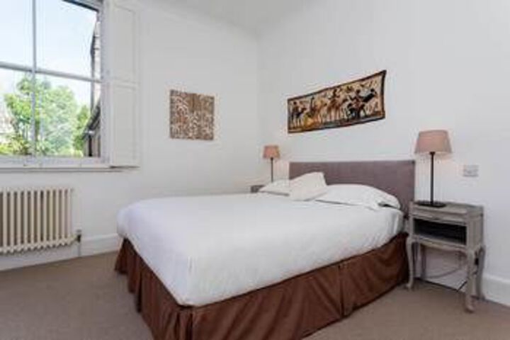 Room 9 of 20