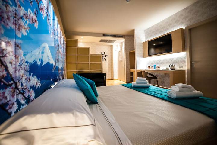 Room 43 of 94