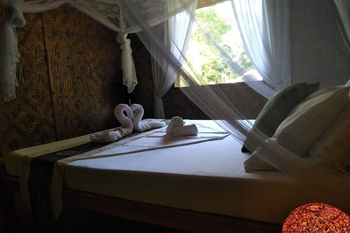 Room 26 of 77