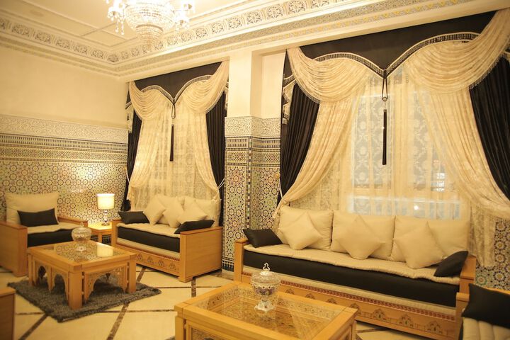 Entrance & Lobby