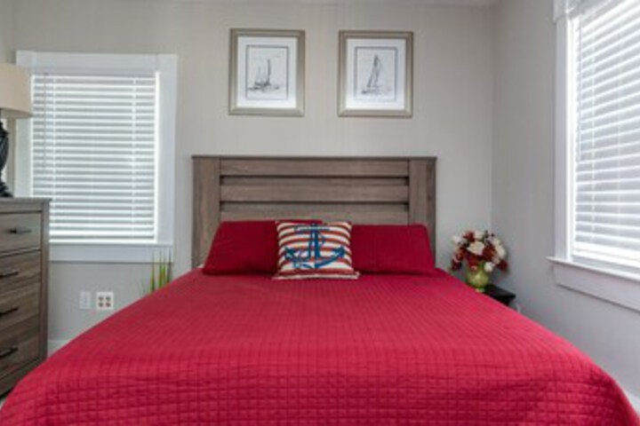 Room 124 of 253