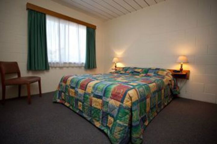 Room 30 of 43