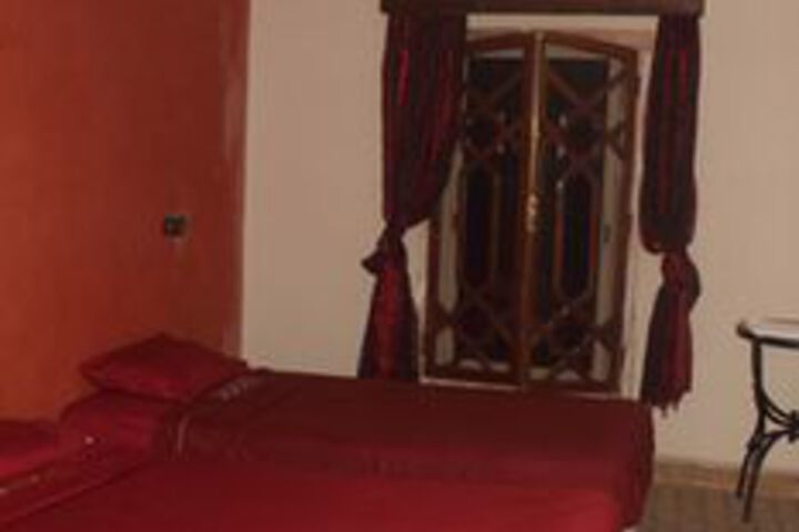 Room 18 of 61