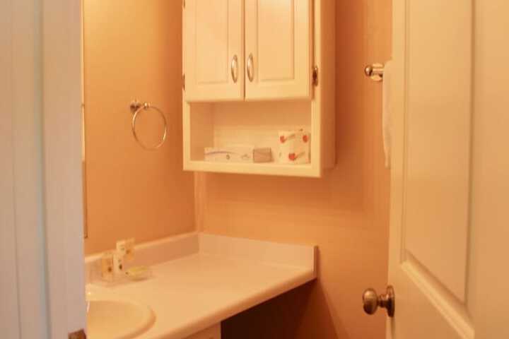 Room 66 of 123