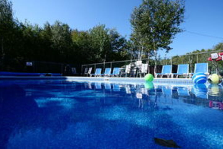Pool 72 of 86