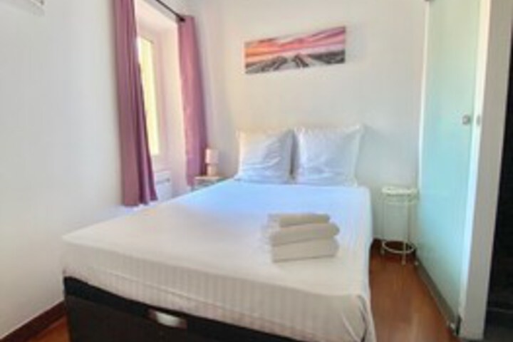 Room 34 of 41