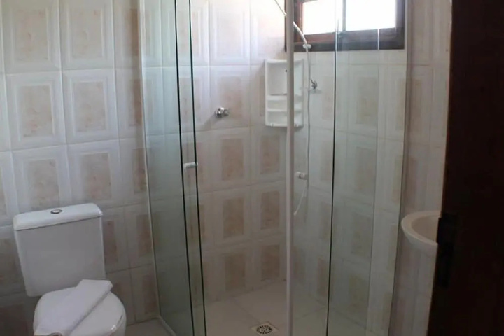 Room 10 of 25