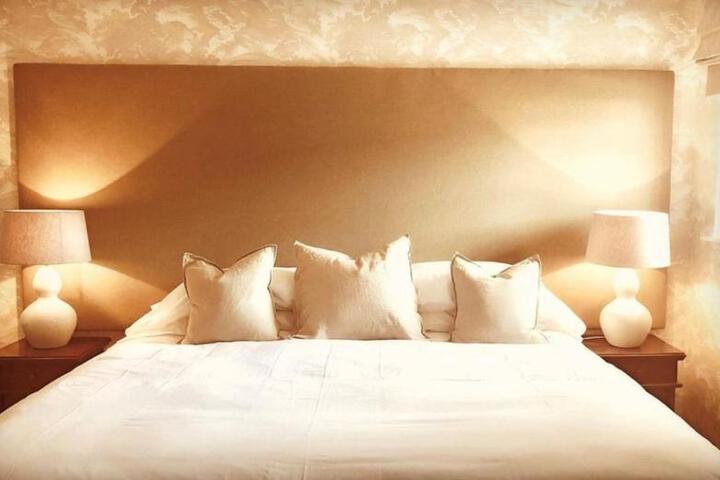 Hotel Amenity