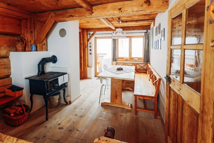 Room 3 of 29