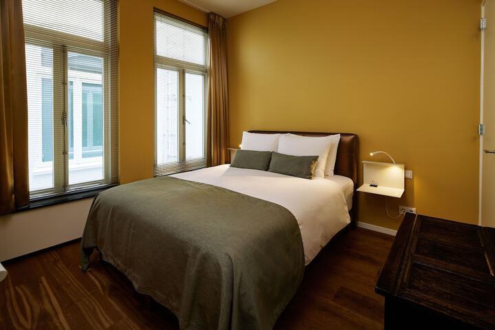 Room 20 of 171