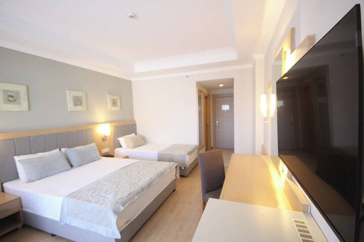 Room 6 of 29