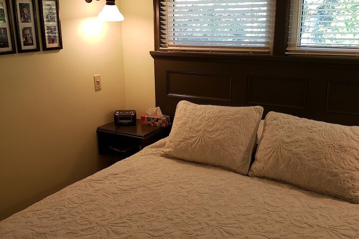 Room 9 of 30