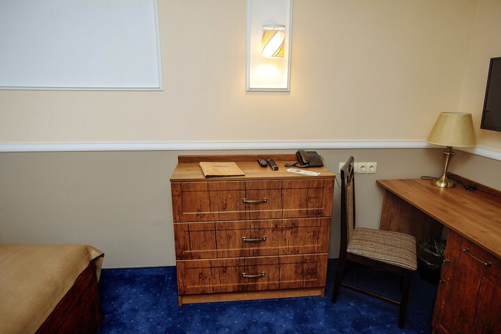 Room 22 of 50