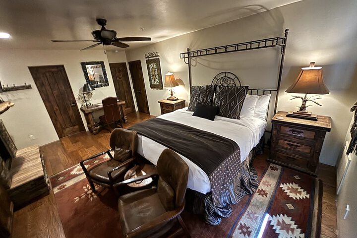 Room 95 of 285