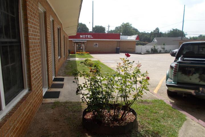 Property Grounds 40 of 50