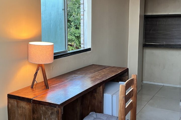 Room 4 of 86