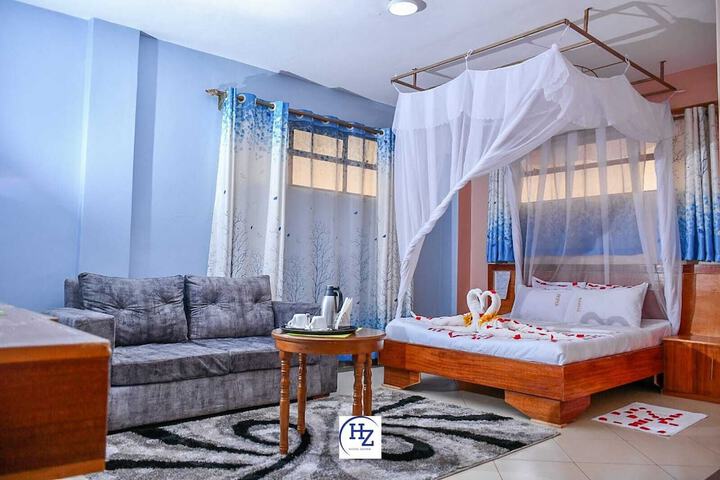Room 2 of 16
