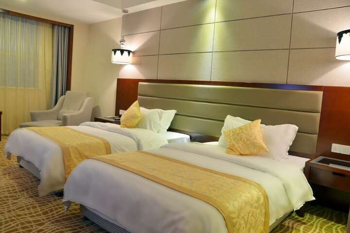 Room 15 of 23