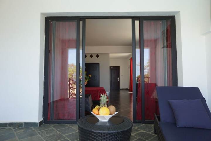 Room 13 of 90