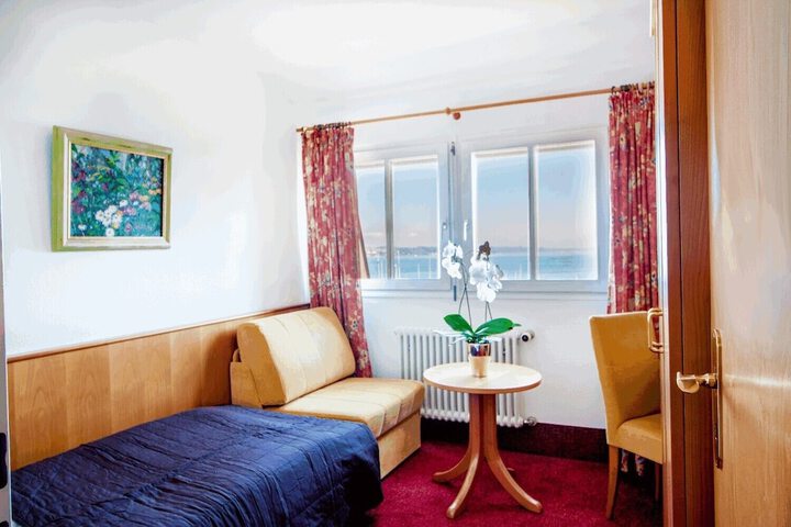 Room 19 of 70