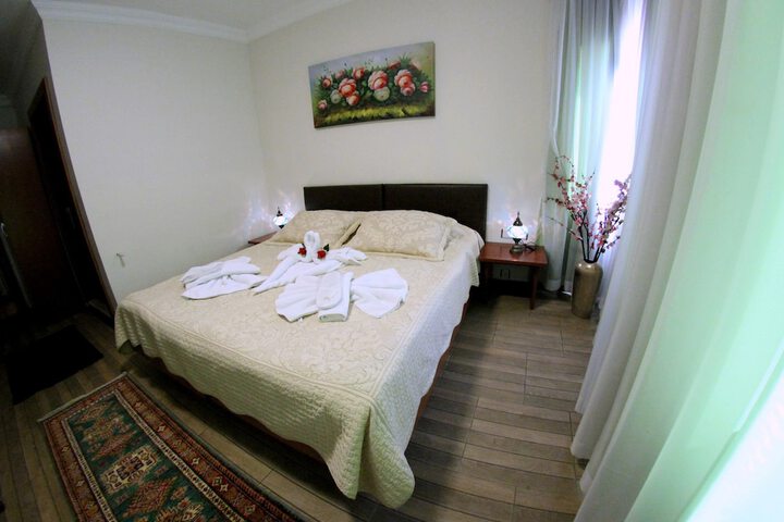 Room 17 of 41