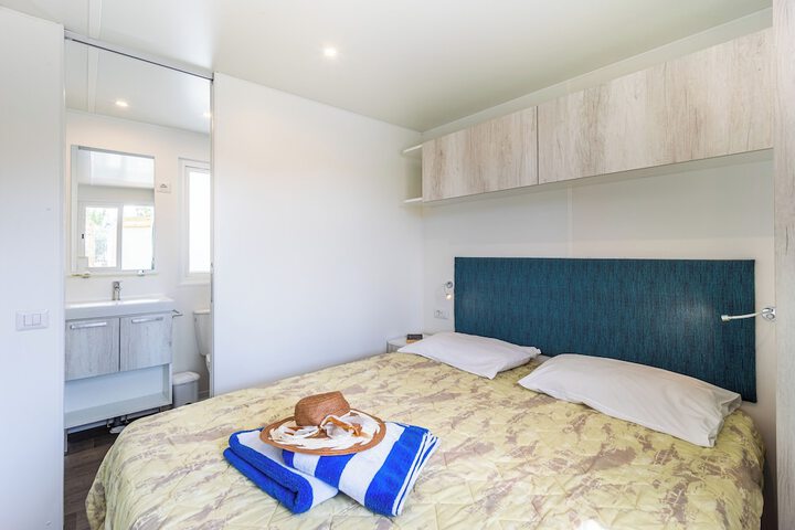 Room 5 of 89