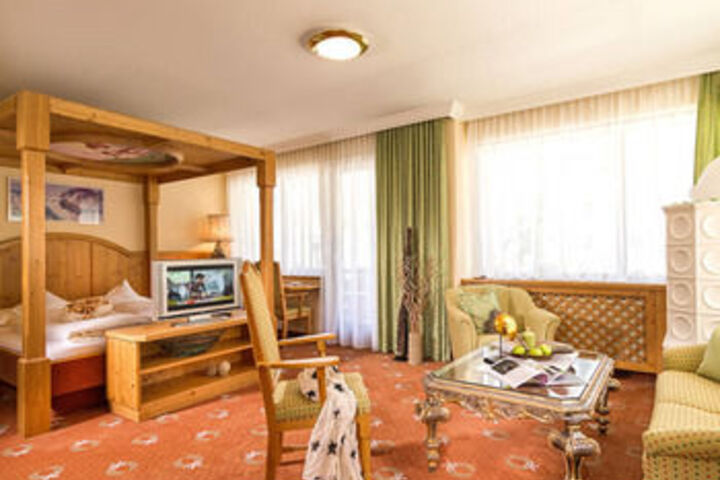 Room 22 of 47
