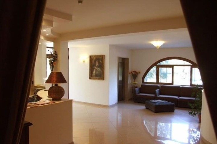 Hotel Lobby