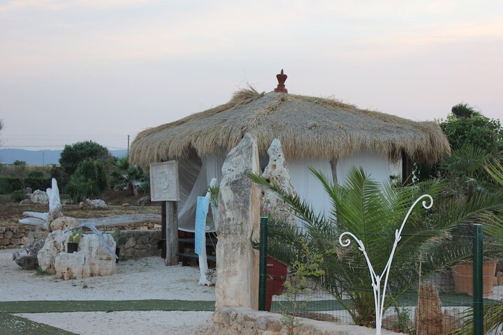 Hotel Exterior 9 of 43