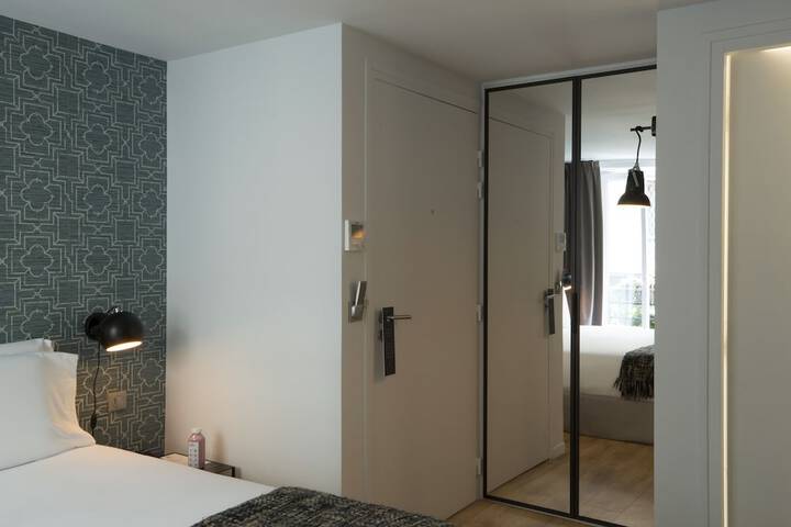 Room 10 of 89