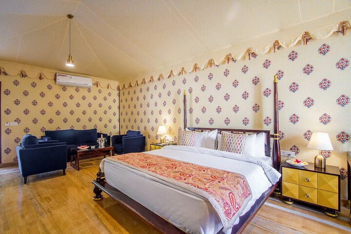 Room 18 of 81