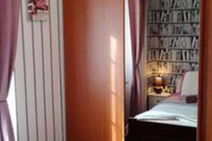 Room 34 of 62