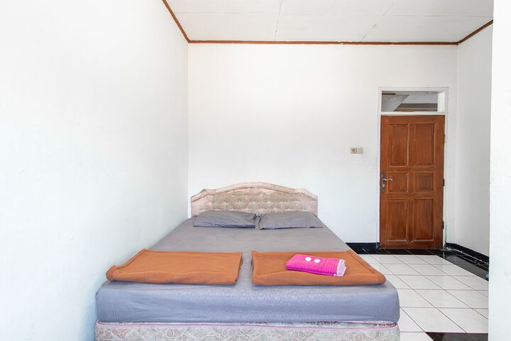 Room 16 of 36