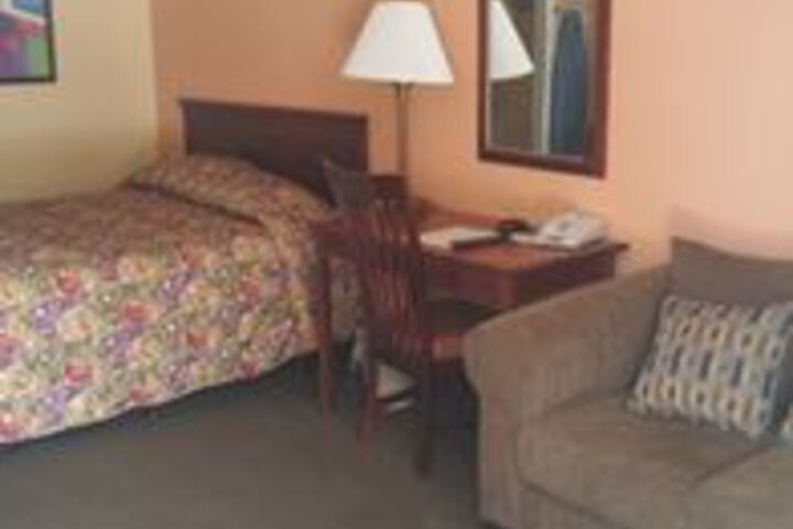 Room 12 of 24