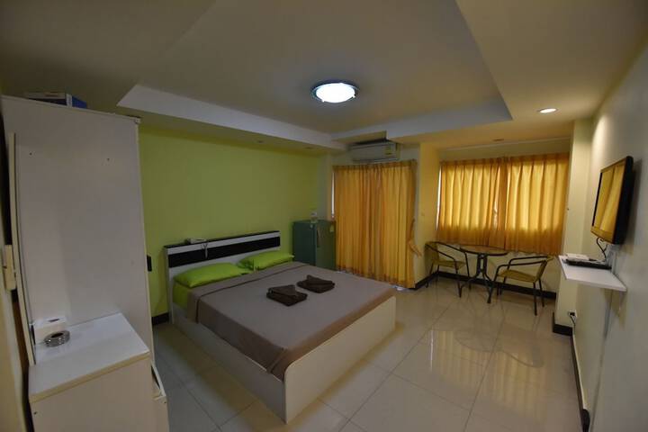 Room 4 of 24